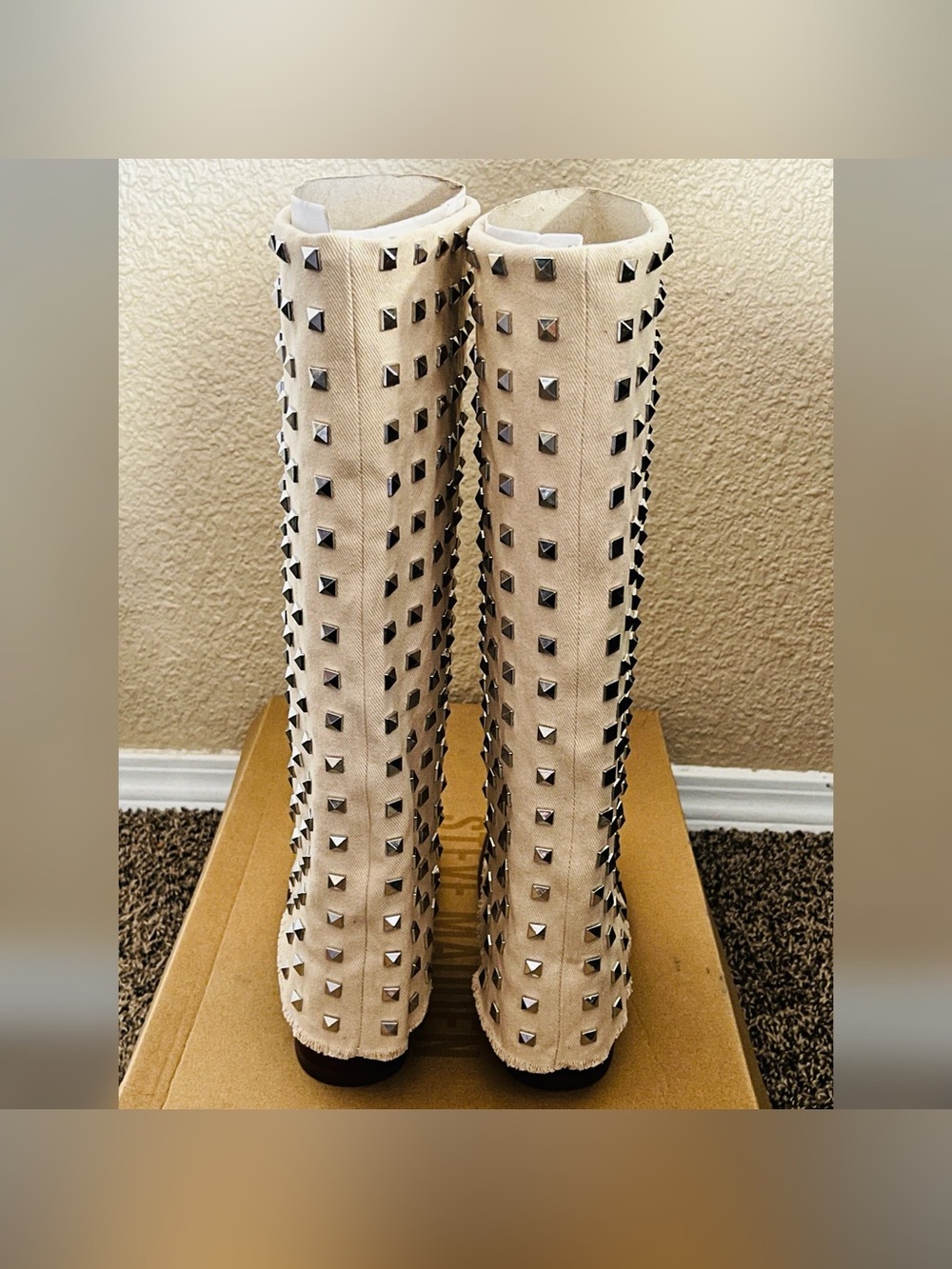 Steve Madden Women’s Recon Studded Design Beige Color Boots Size-6.5 - Picture 5 of 12